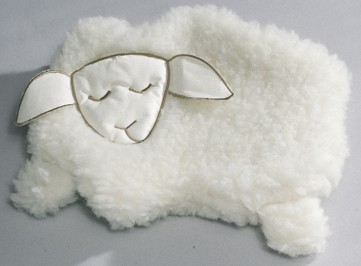 Kirschkernkissen Lamm